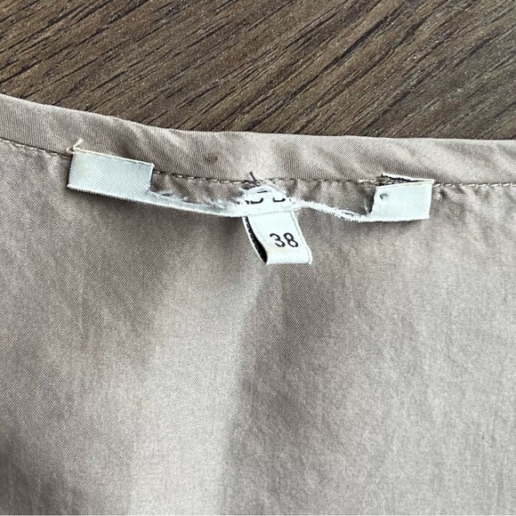 Embroidered Top - Picture 3 of 4